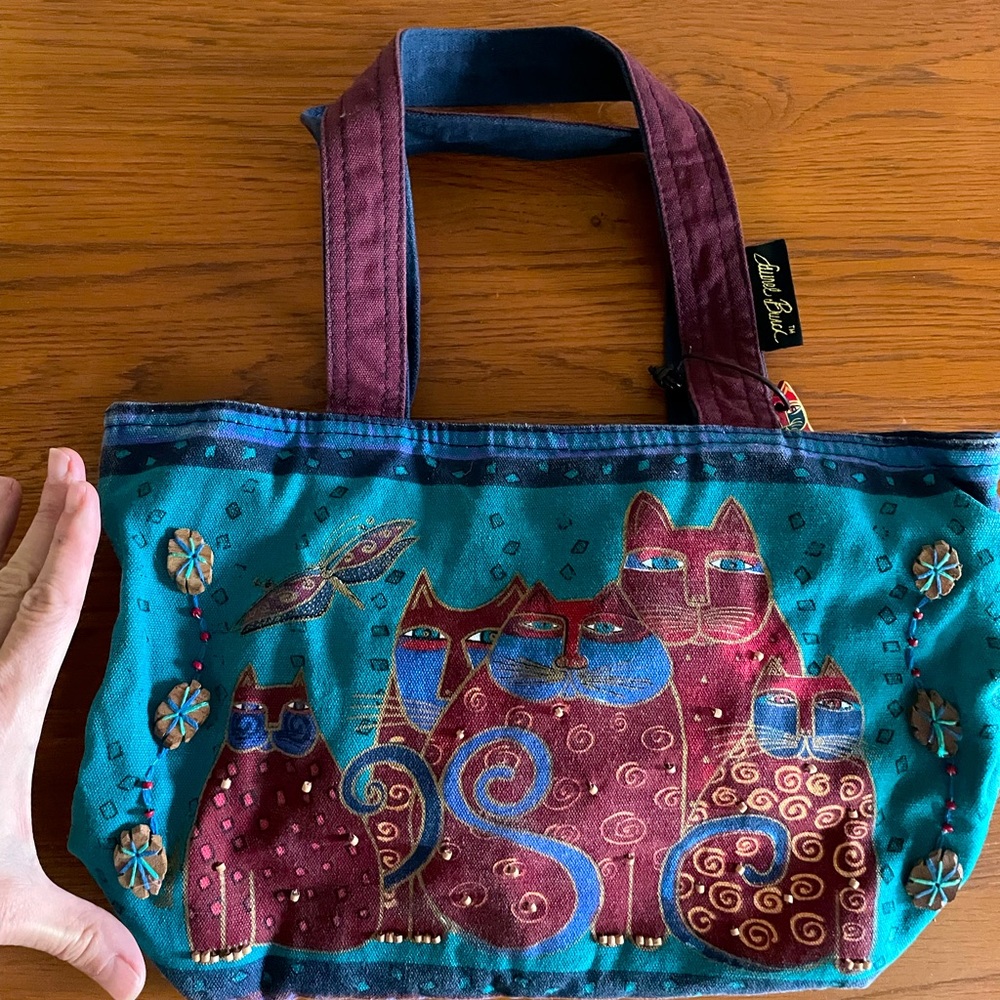 Laurel Burch Canvas tote with zipper top.